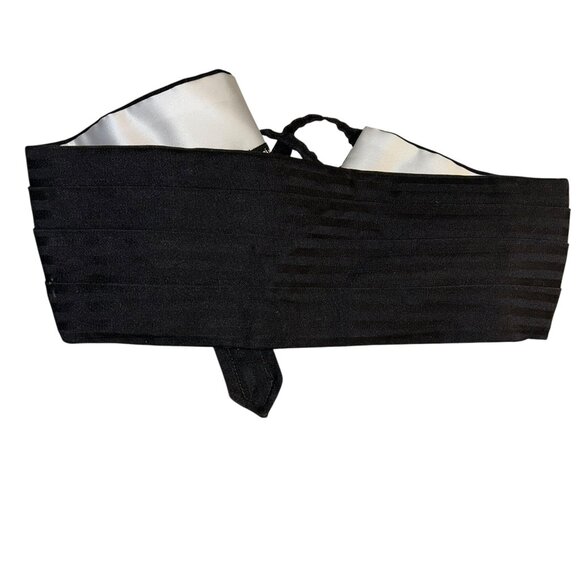 Brioni SILK black pleated Cumberbund tuxedo wear velcro adjustable sizing - Picture 1 of 4